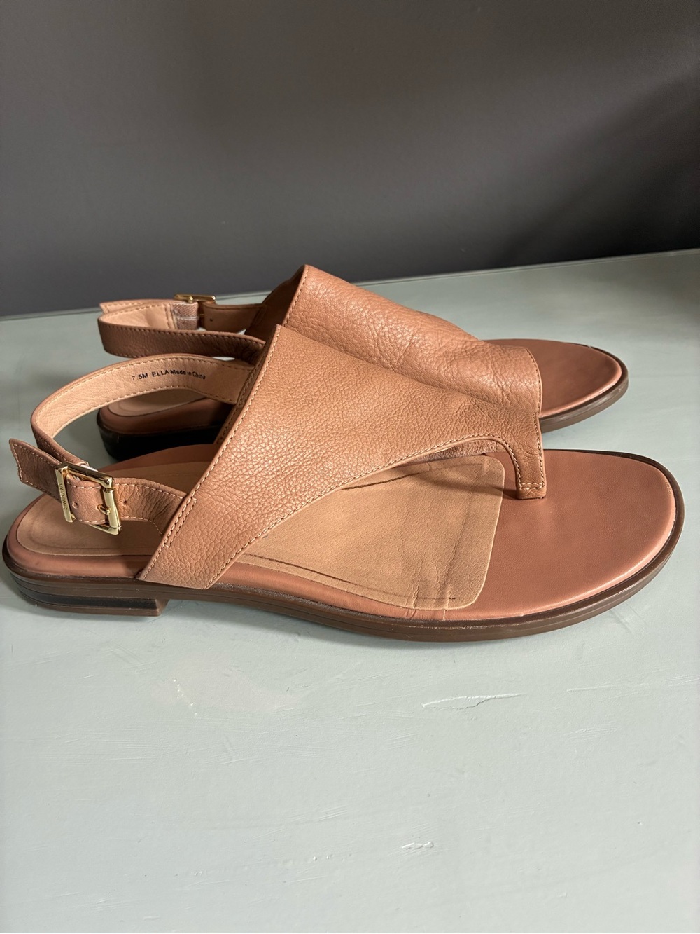 Vionic Tan Leather Ella Sandals